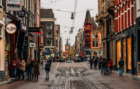 Verhuizing binnen Amsterdam doorgeven